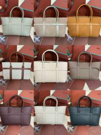 Picture of Loro Piana Handbags _SKUfw194598598fw